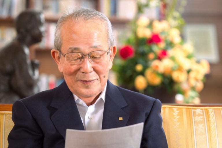 稲盛氏の在り方「あんた花してはりまんの？」